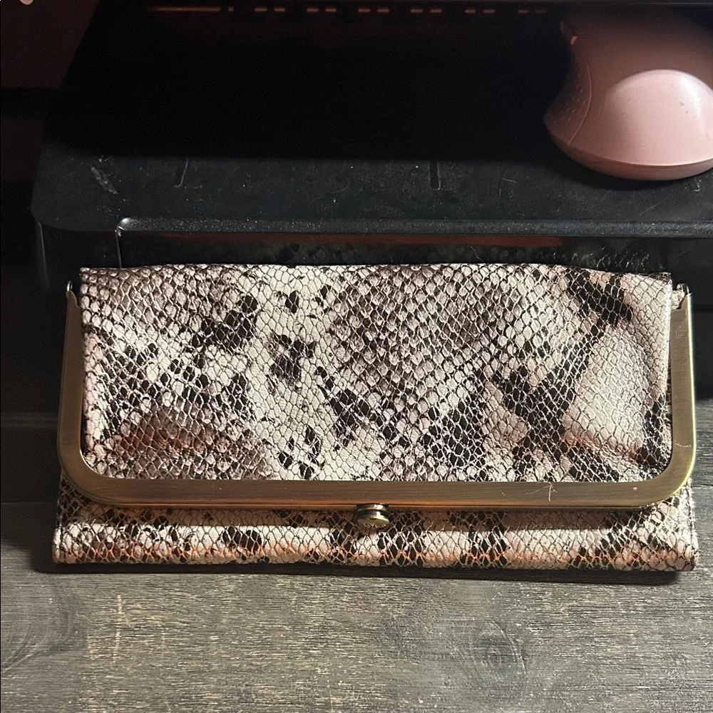 HOBO Leather Metallic Accent Snakeskin Clutch Wallet‎